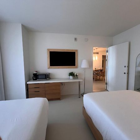 Appartamento 2B 2B Luxury Ocean Views Apt In Hallandale Beach Esterno foto